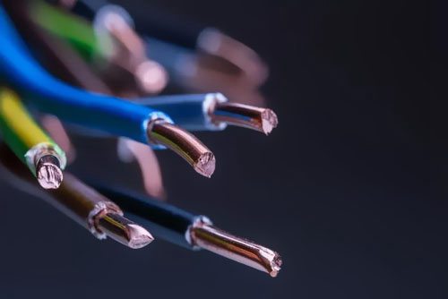 電線接頭潮濕易漏電？有這套操作不用慌！